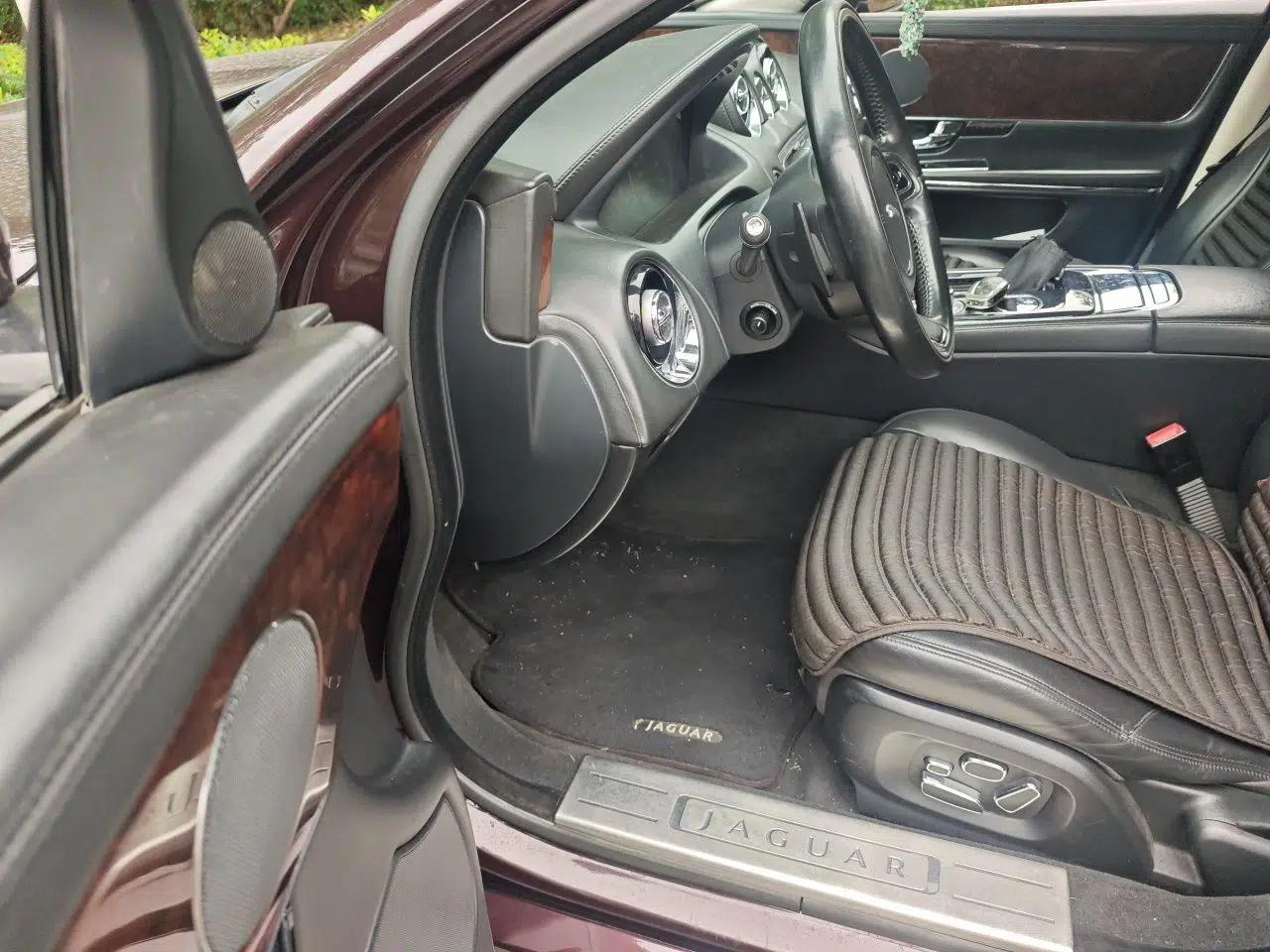 Jaguar XJ 2012 XJL 3.0 Panoramic Business Edition — миниатюра 16
