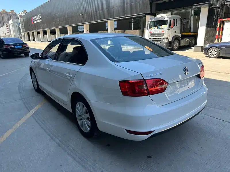 2014 Volkswagen Sagitar 1.6L Automatic Comfort Model — миниатюра 4