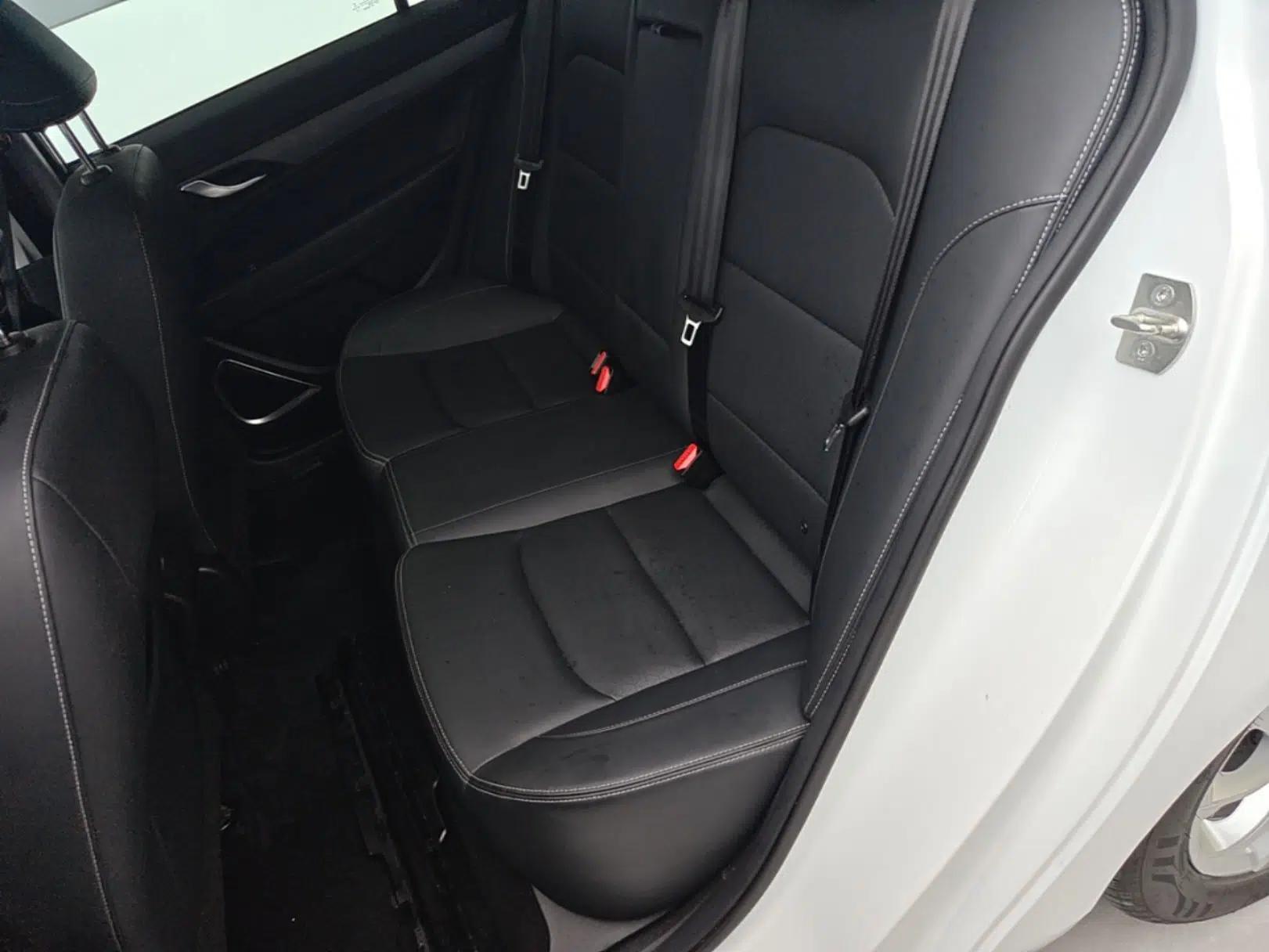 Geely Auto Emgrand 2021 UP 1.5L CVT Luxury Model — миниатюра 20