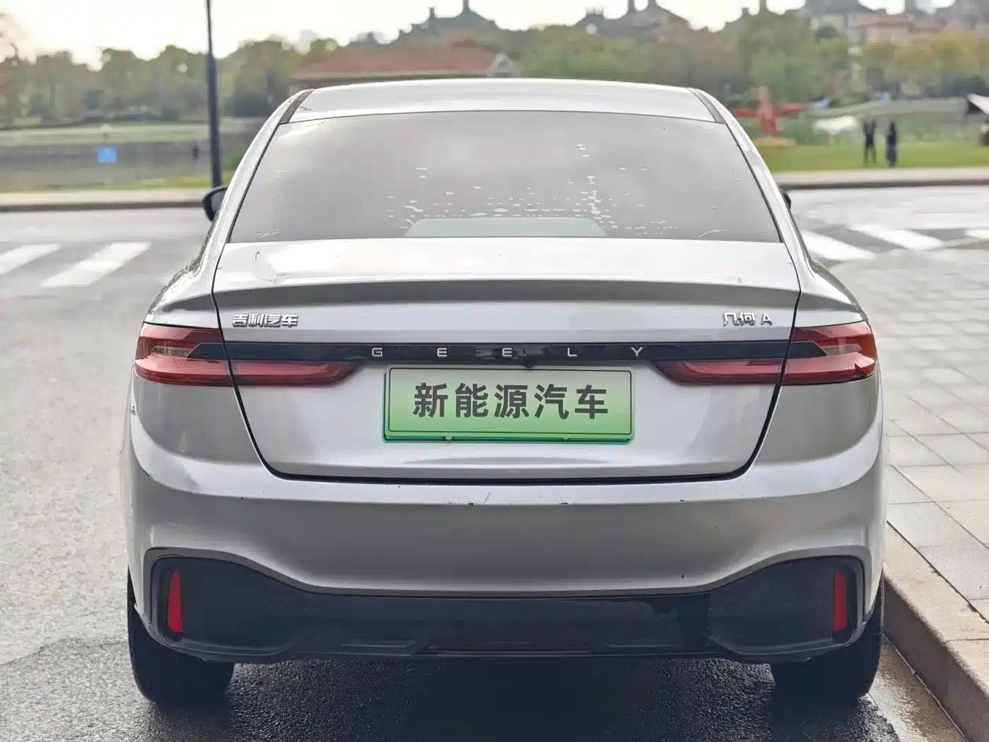Geely Geometry A 2024 Model 410KM Travel Edition — миниатюра 5