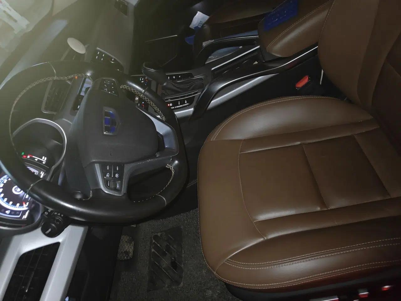 Geely Auto Emgrand X7 Sport 2016 1.8TD Automatic ZhiZun Version — миниатюра 15