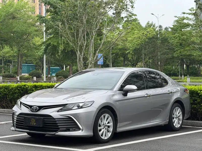 2021 Camry 2.0G Luxury Edition — миниатюра 1