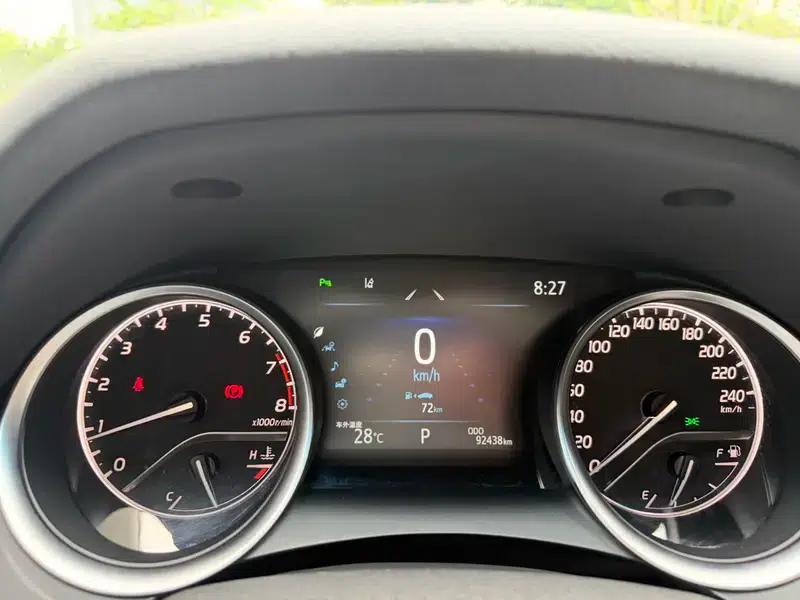 2021 Camry 2.0G Luxury Edition — миниатюра 8