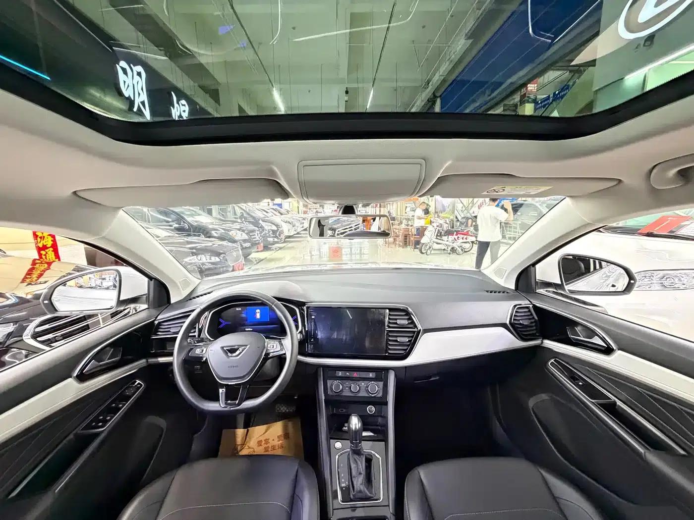Jetta VS7 2023 280TSI Automatic High-Gloss Enjoy Edition — миниатюра 11