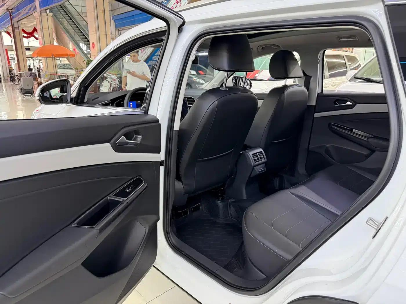 Jetta VS7 2023 280TSI Automatic High-Gloss Enjoy Edition — миниатюра 8