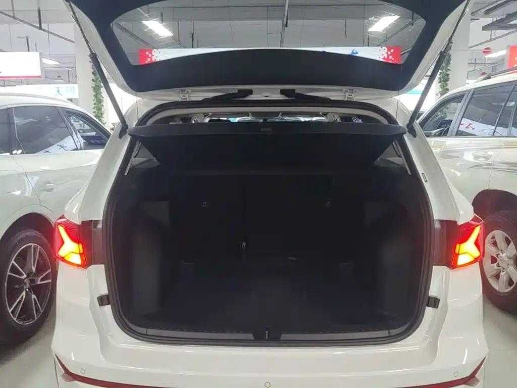 Jetta VS7 2023 280TSI Automatic High Gloss Glory Edition — миниатюра 19