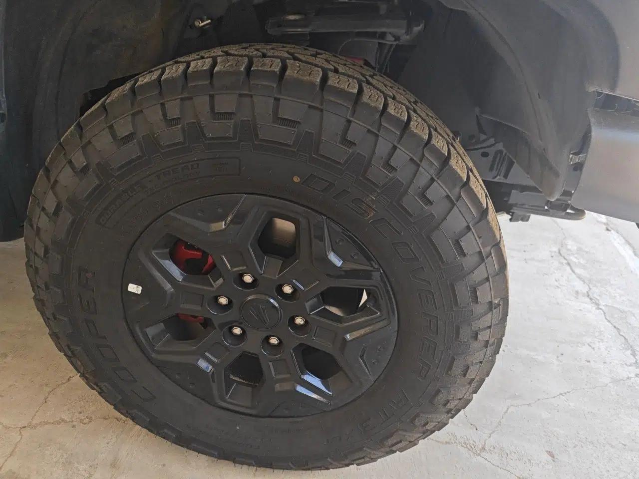 JMC DaDao 2024 Explorer 2.3T Gasoline Automatic 4x4 Extreme Edition — миниатюра 8