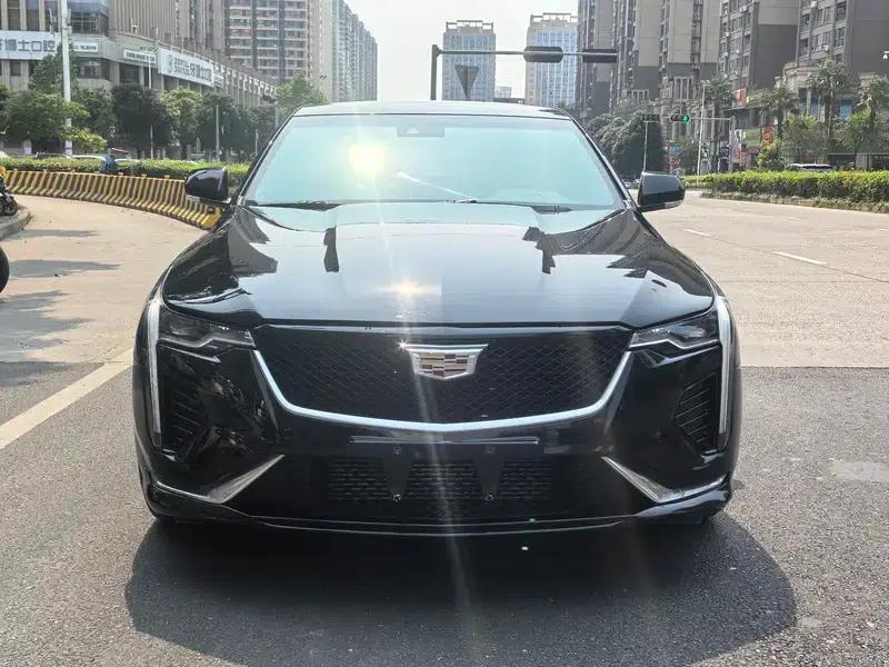 Cadillac CT4 2021 28T Fashion Edition — миниатюра 2