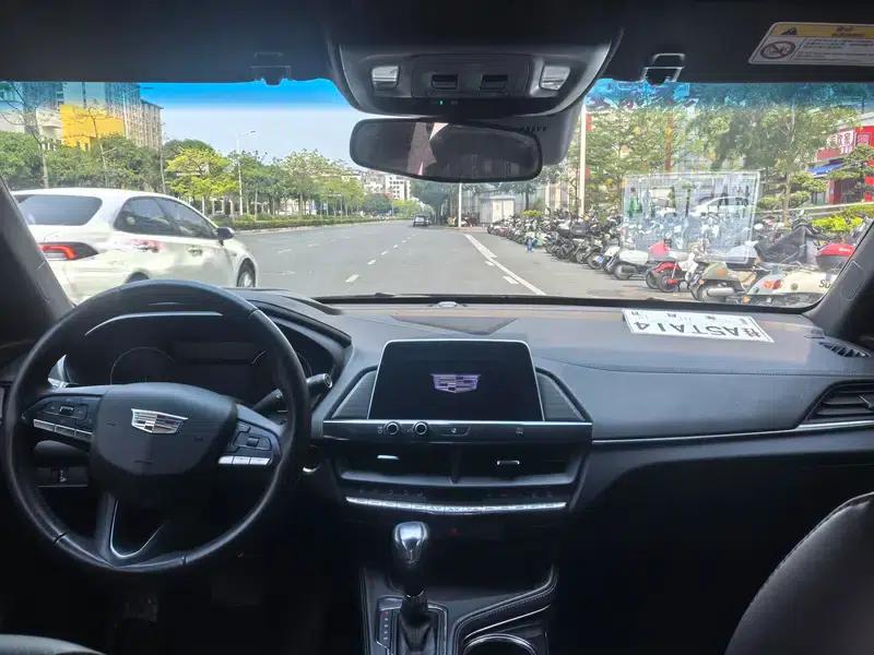 Cadillac CT4 2021 28T Fashion Edition — миниатюра 7