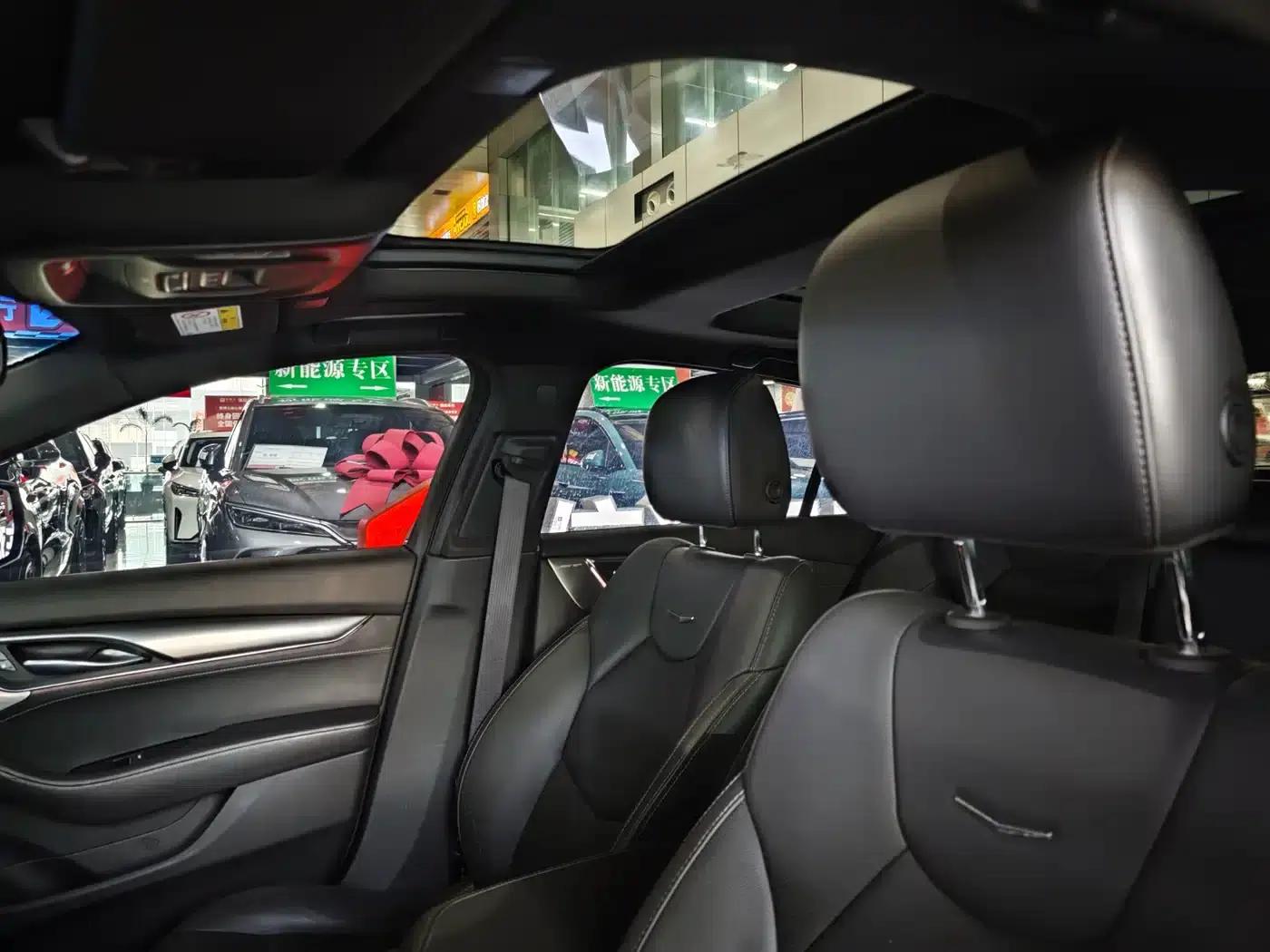 2020 Cadillac CT5 28T Luxury — миниатюра 7
