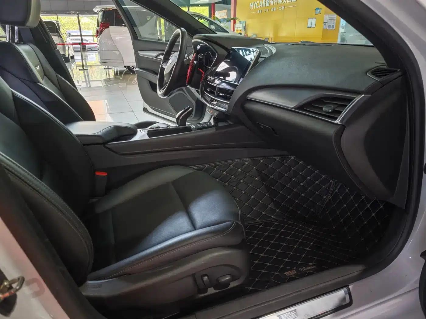 2020 Cadillac CT5 28T Luxury — миниатюра 10