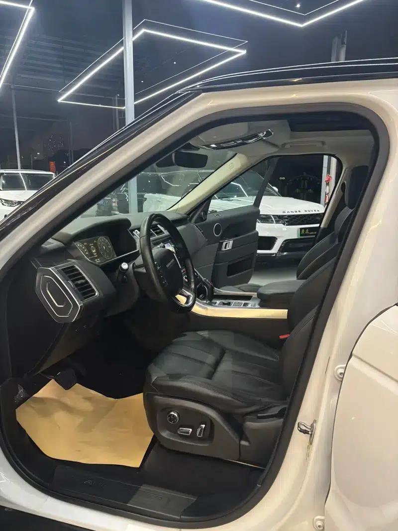 Range Rover Sport 2017 3.0L Automatic 4WD 5-seater Parallel Import — миниатюра 15