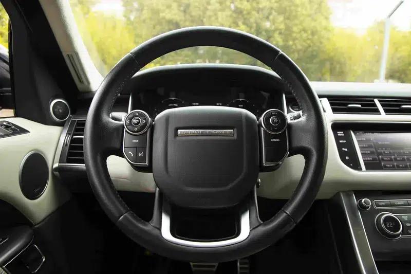 Range Rover Sport 2014 3.0 V6 SC Chile Red Limited Edition — миниатюра 19