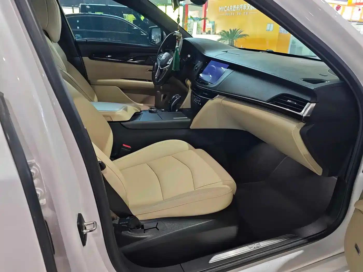 2019 Cadillac CT6 28T Fashion Edition — миниатюра 5