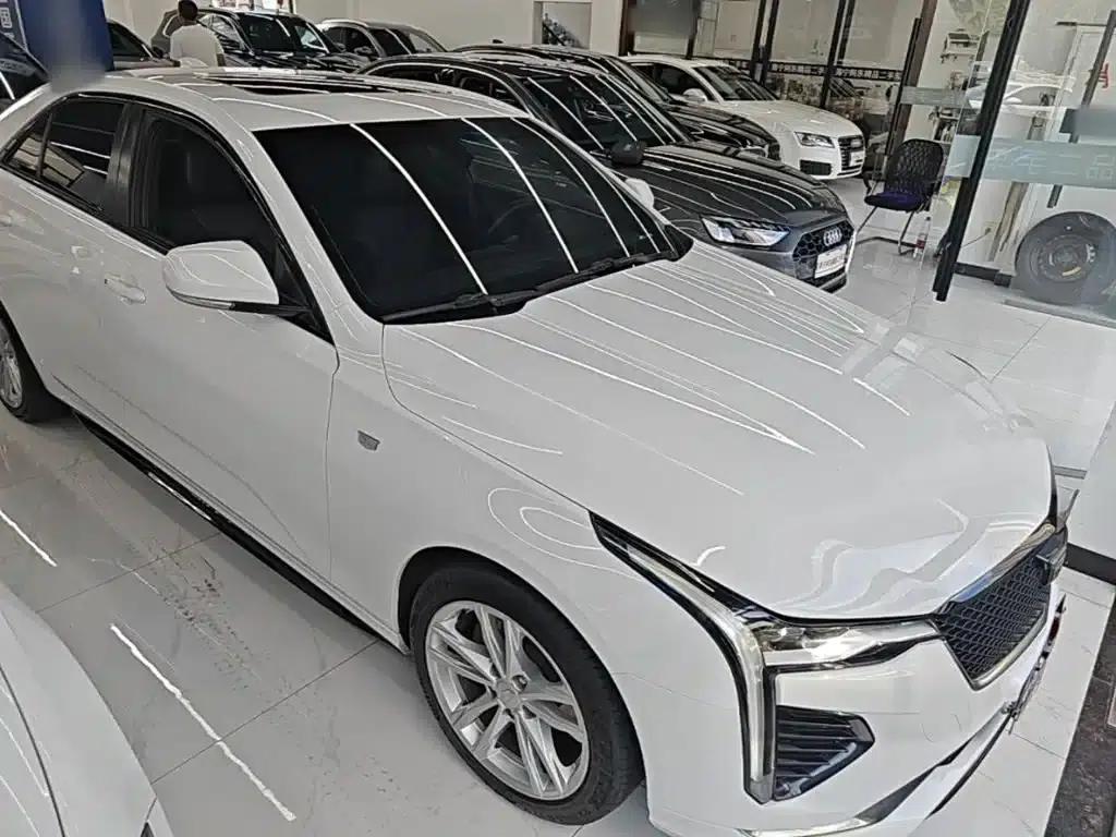 Cadillac CT4 2021 28T Fashion Edition — миниатюра 4