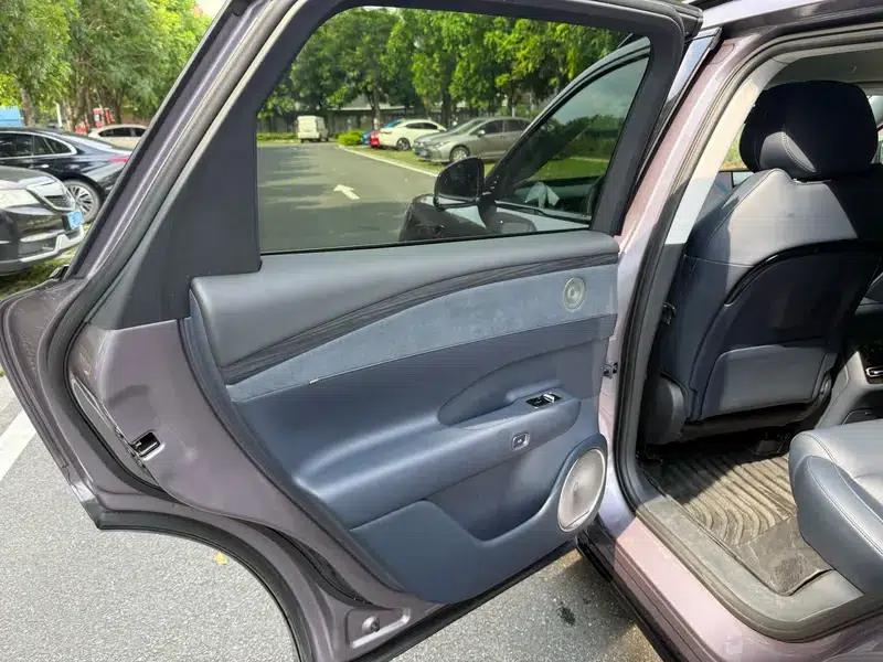 Voyah Free 2025 Free+ Rear-Wheel Drive Dry Kun Edition — миниатюра 21