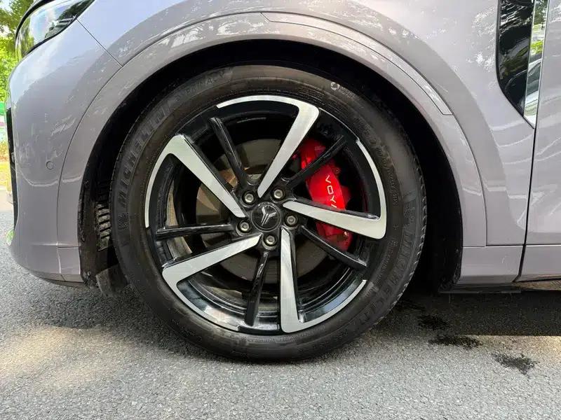 Voyah Free 2025 Free+ Rear-Wheel Drive Dry Kun Edition — миниатюра 10