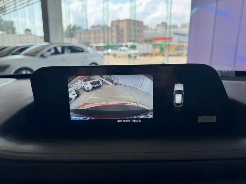 Mazda CX-30 2022 2.0L Automatic Premium Edition — миниатюра 11