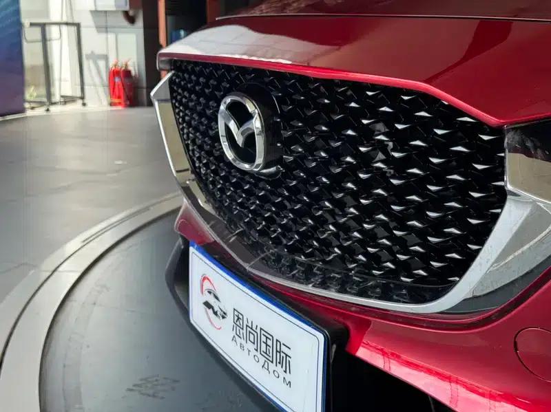 Mazda CX-30 2022 2.0L Automatic Premium Edition — миниатюра 12