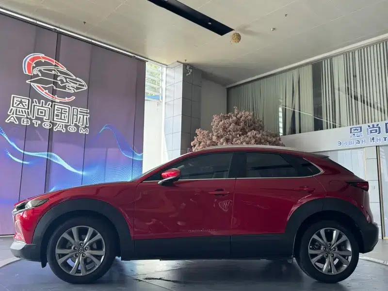 Mazda CX-30 2022 2.0L Automatic Premium Edition — миниатюра 3