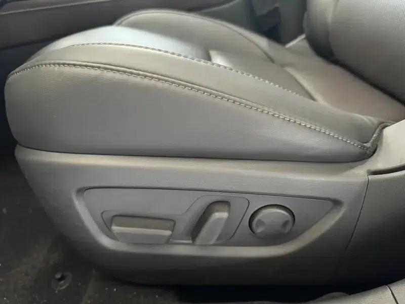 Mazda CX-30 2022 2.0L Automatic Premium Edition — миниатюра 21
