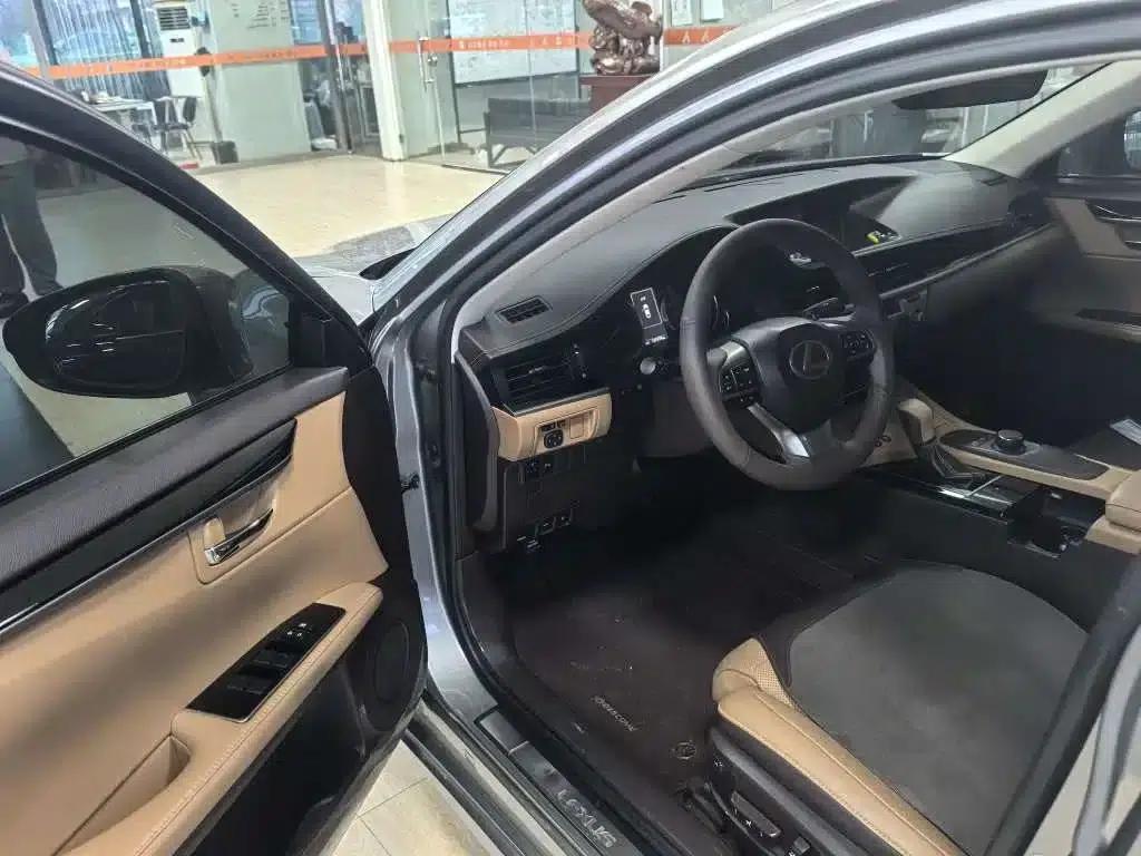 Lexus ES 2015 200 Elite Edition — миниатюра 7