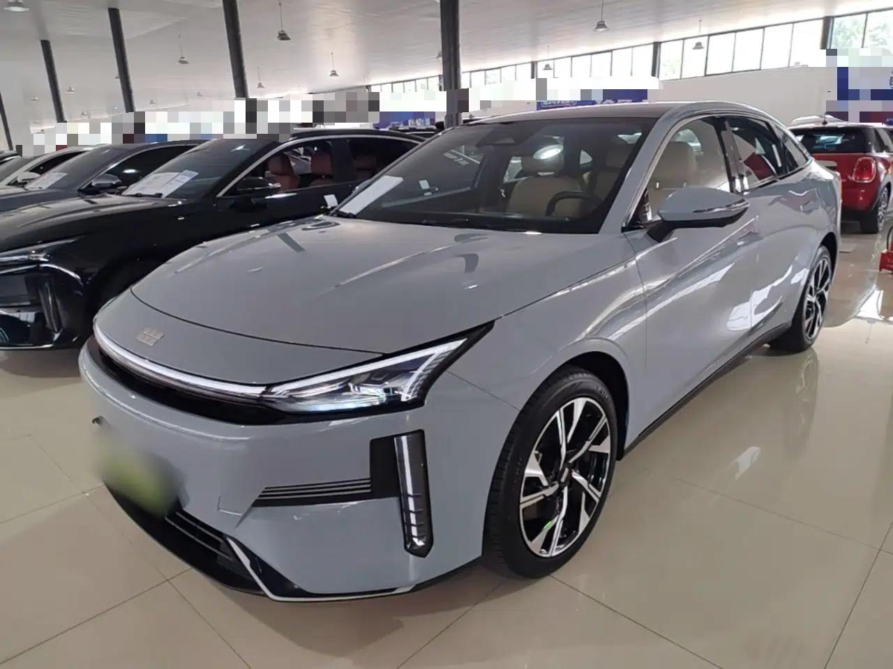 Geely Galaxy L6 2023 125km Starship — миниатюра 1