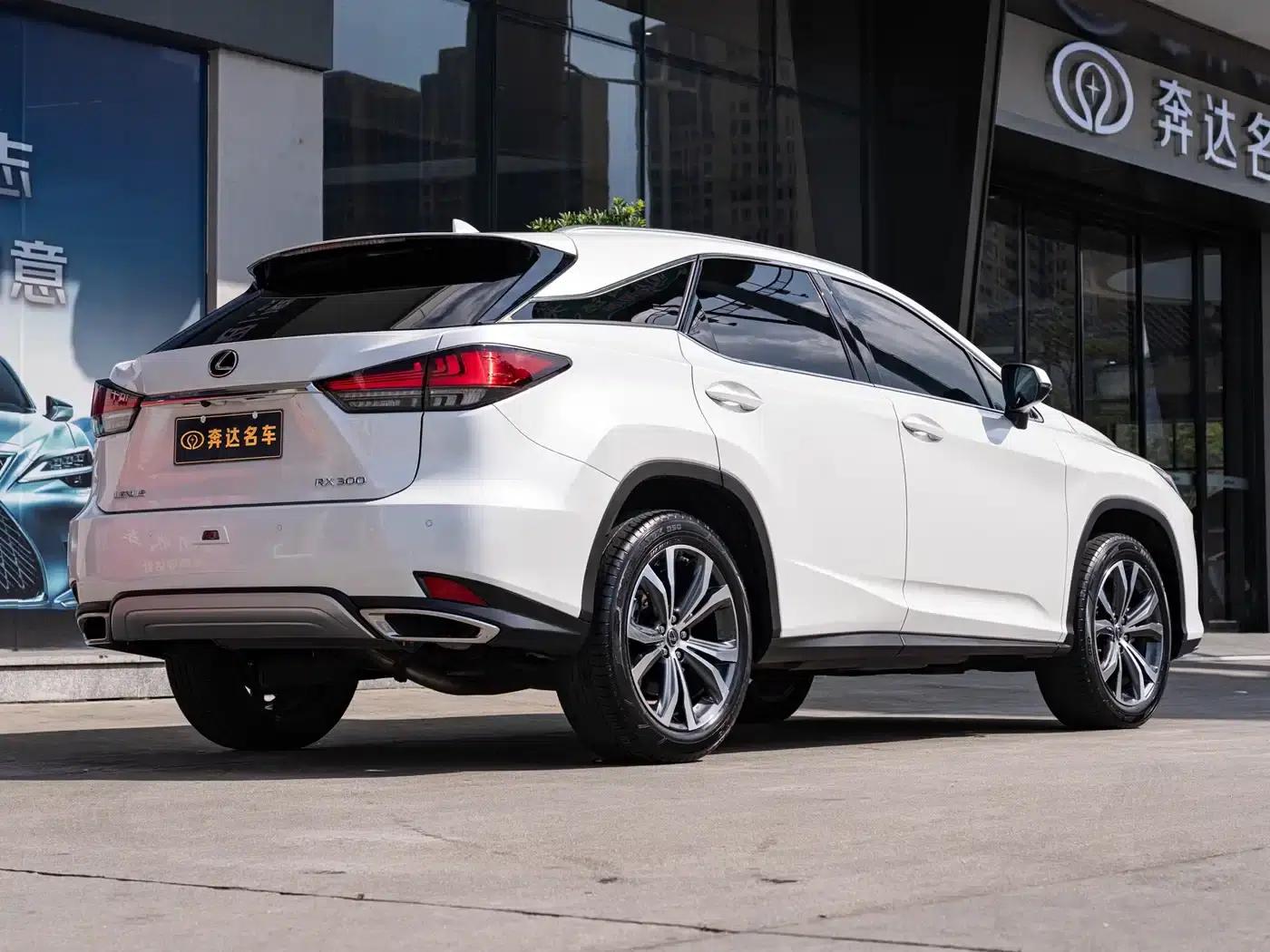 Lexus RX 2020 Facelift 300 AWD Elegant Edition — миниатюра 3