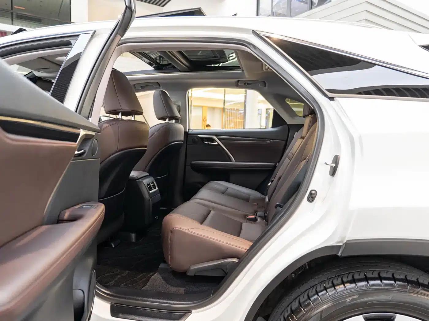 Lexus RX 2020 Facelift 300 AWD Elegant Edition — миниатюра 10