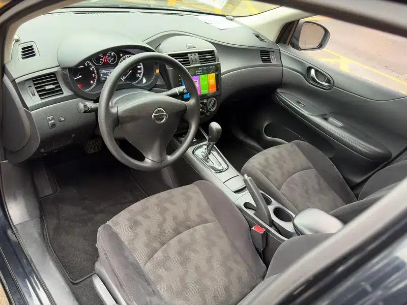 2014 Tiida 1.6L CVT Comfort Model — миниатюра 8