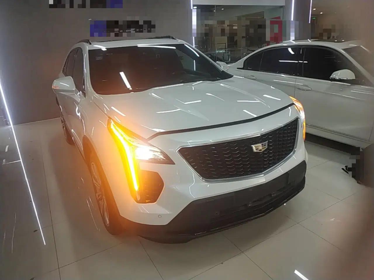 Cadillac XT4 2020 28T 4x4 Platinum Sport Edition — миниатюра 3