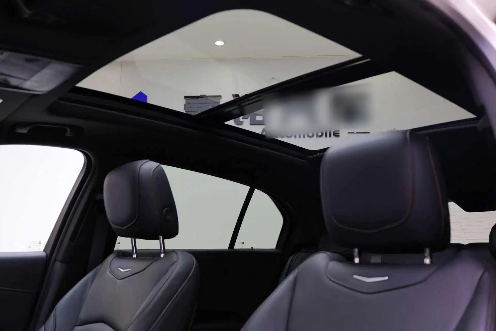 Cadillac XT4 2020 28T 4x4 Platinum Sport Edition — миниатюра 34