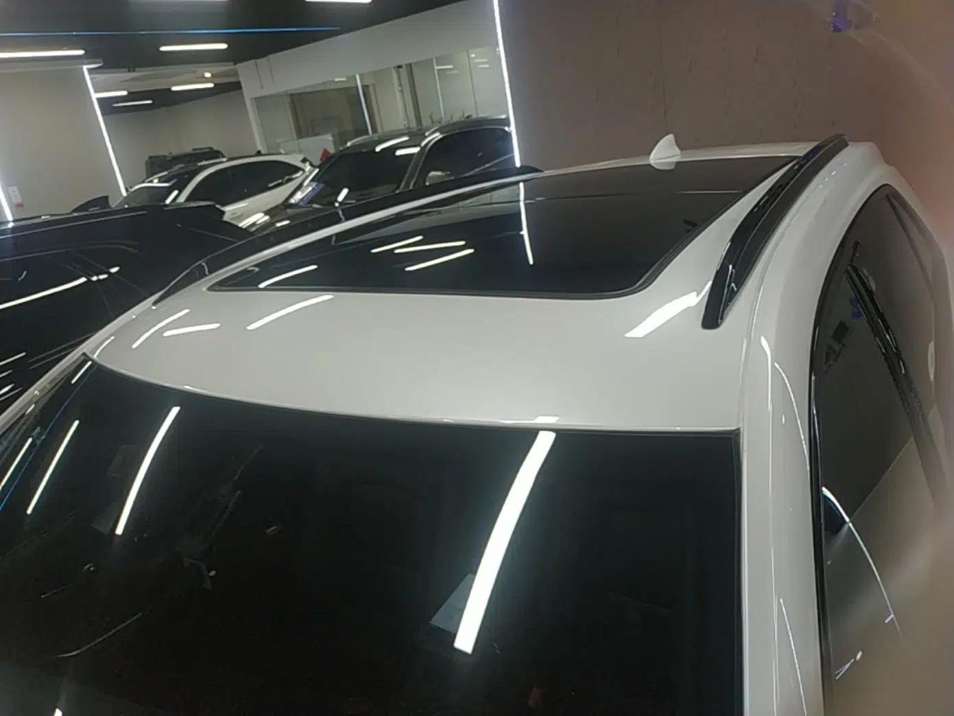 Cadillac XT4 2020 28T 4x4 Platinum Sport Edition — миниатюра 7