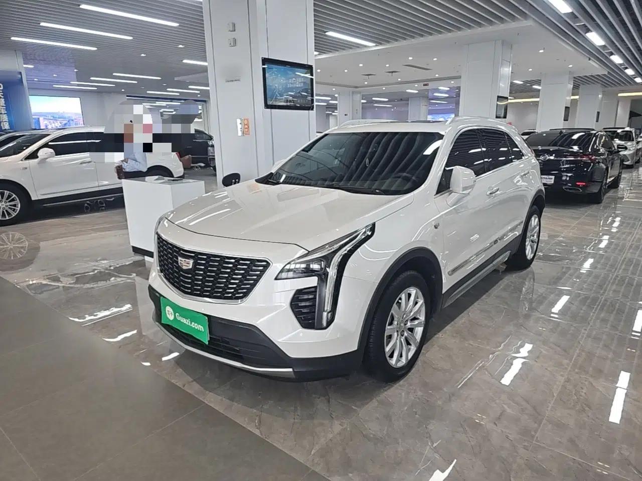 Cadillac XT4 2020 Revised Version 28T Two-Wheel Drive Leading Edition — миниатюра 1