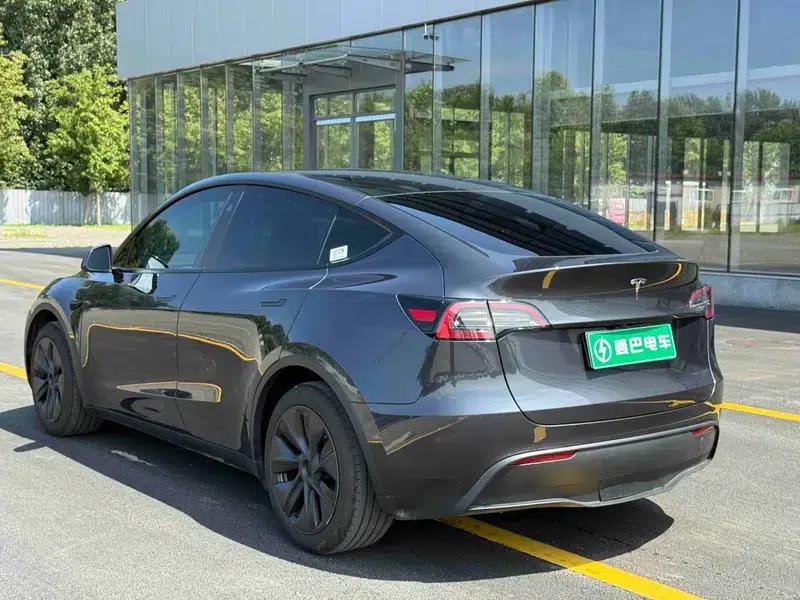 Model Y 2024 Rear-Wheel Drive — миниатюра 5