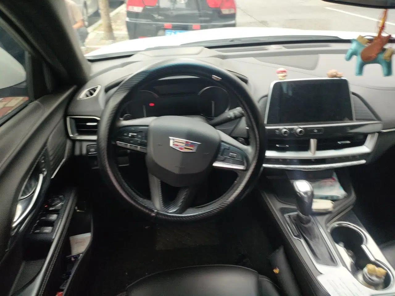 Cadillac CT4 2021 28T Fashion Edition — миниатюра 10