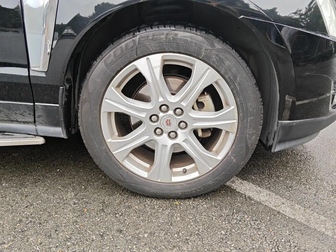 Cadillac SRX 2014 3.0L Luxury Model — миниатюра 8