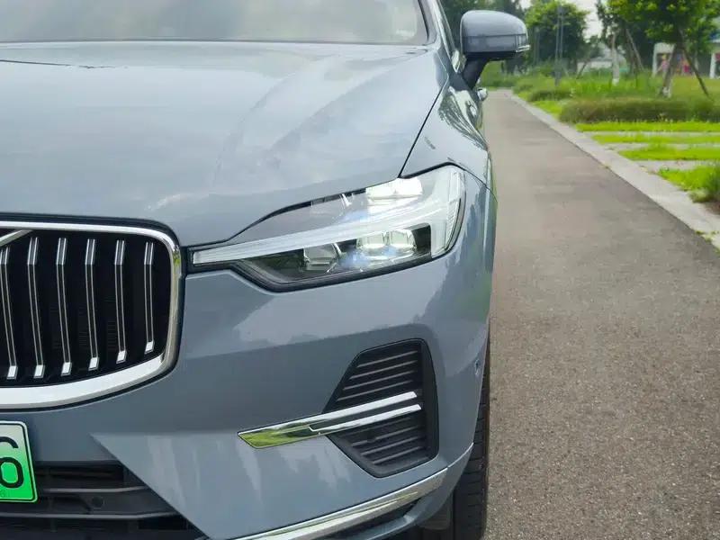 2023 Volvo XC60 PHEV T8 AWD Long Range Smart Luxury Edition — миниатюра 9