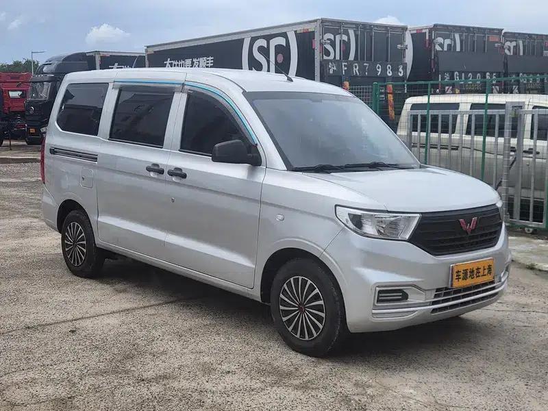 Wuling Hongguang V 2021 1.5L Manual Enjoy Edition — миниатюра 3
