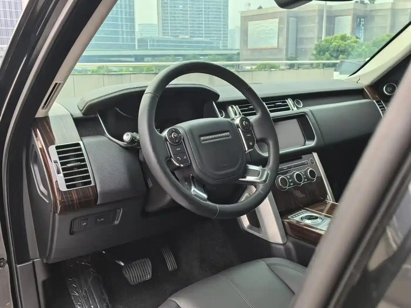 Range Rover 2017 3.0 SC V6 Grand Edition — миниатюра 4