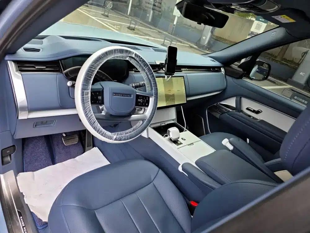 2024 Range Rover 4.4 V8 SV Autobiography Long Wheelbase 4-Seat — миниатюра 5