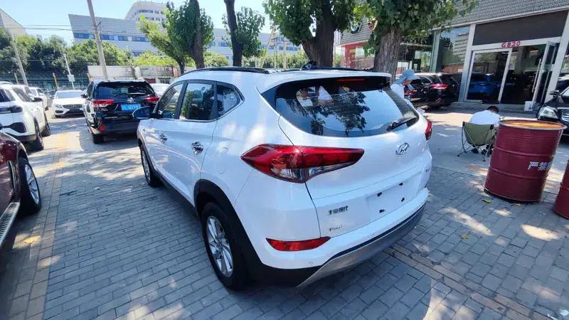 Tucson 2015 1.6T Dual-Clutch Two-Wheel Drive Intelligent Model — миниатюра 4