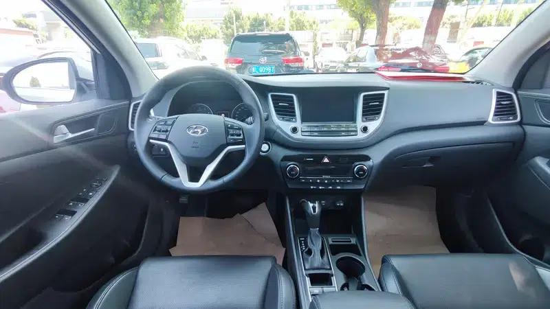 Tucson 2015 1.6T Dual-Clutch Two-Wheel Drive Intelligent Model — миниатюра 10