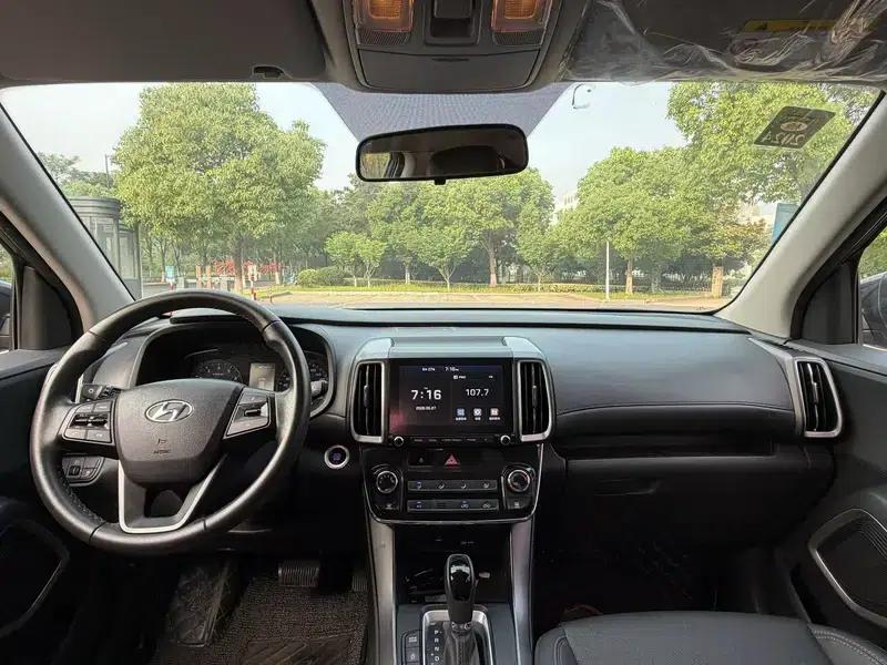 Hyundai ix35 2020 2.0L Automatic 2WD Smart & Enjoy Edition — миниатюра 8