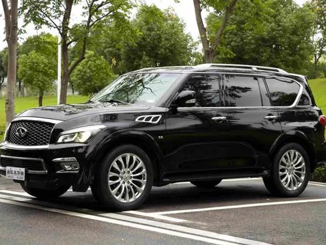 Infiniti QX80 2016 5.6L 4WD