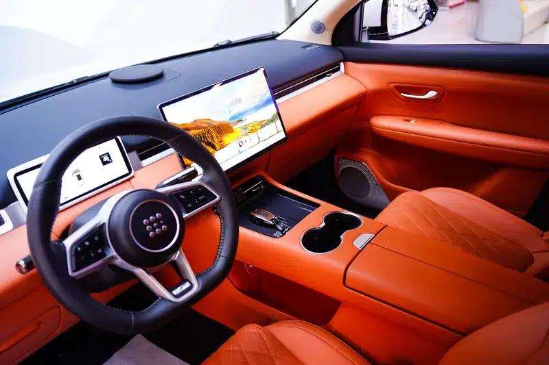 Blue Electric E5 PLUS 2026 Standard Range AWD Performance Ultra — миниатюра 12