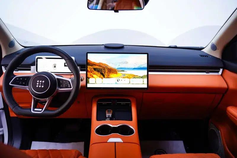 Blue Electric E5 PLUS 2026 Standard Range AWD Performance Ultra — миниатюра 7