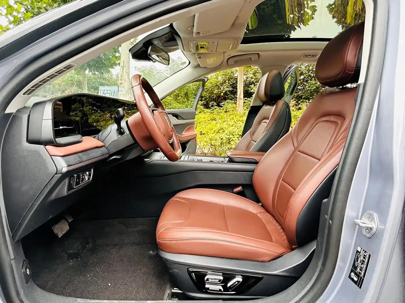 Lincoln Z 2024 2.0T Two-Wheel Drive Premium Hybrid — миниатюра 4