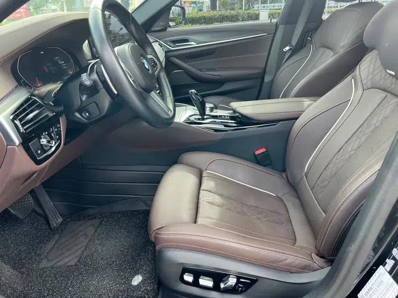 2023 BMW 5 Series 530Li Luxury M Sport Package — миниатюра 14