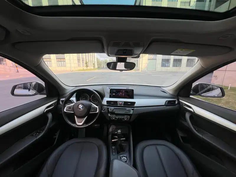 BMW X1 2016 sDrive18Li Premium — миниатюра 11